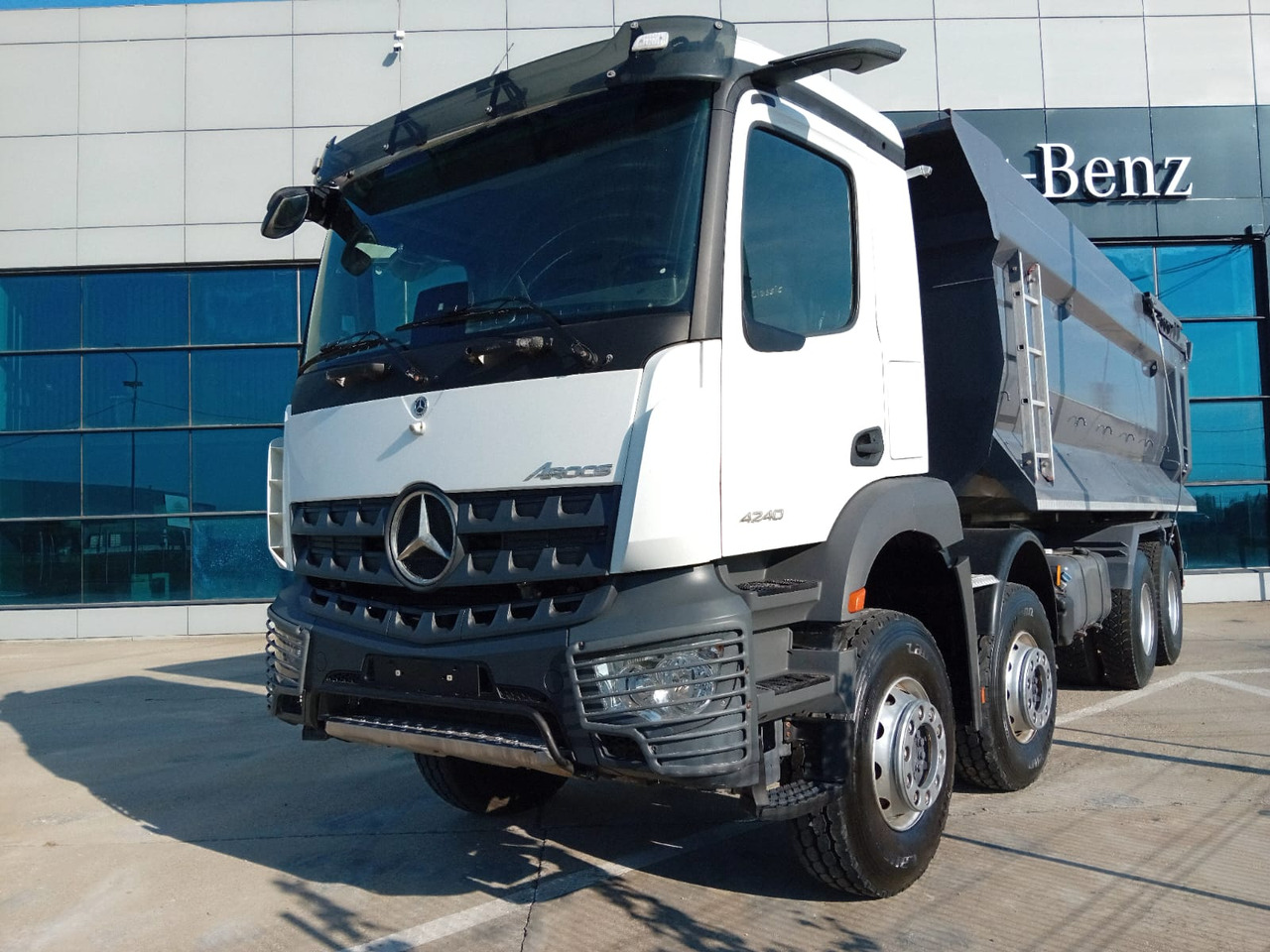 Mercedes-Benz Arocs 42.40 8×4 Basculanta/Tipper/Kipper Heavy Duty, TOP !!! - Φορτηγό ανατρεπόμενο: φωτογραφία 1 Mercedes-Benz Arocs 42.40 8×4 Basculanta/Tipper/Kipper Heavy Duty, TOP !!! - Φορτηγό ανατρεπόμενο: φωτογραφία 1