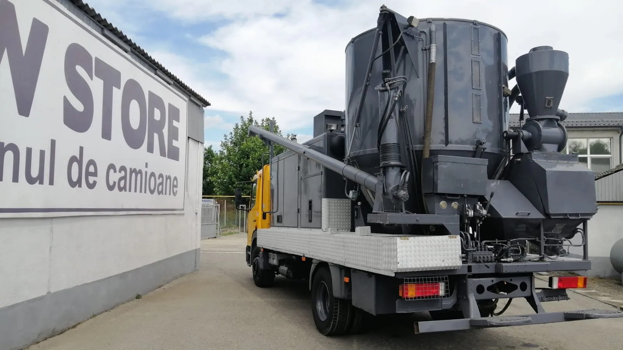 Mercedes-Benz Atego & Gmelin Animal Feed Mill and Mixer/FNC - Μηχανηματα κτηνοτροφιασ: φωτογραφία 4 Mercedes-Benz Atego & Gmelin Animal Feed Mill and Mixer/FNC - Μηχανηματα κτηνοτροφιασ: φωτογραφία 4