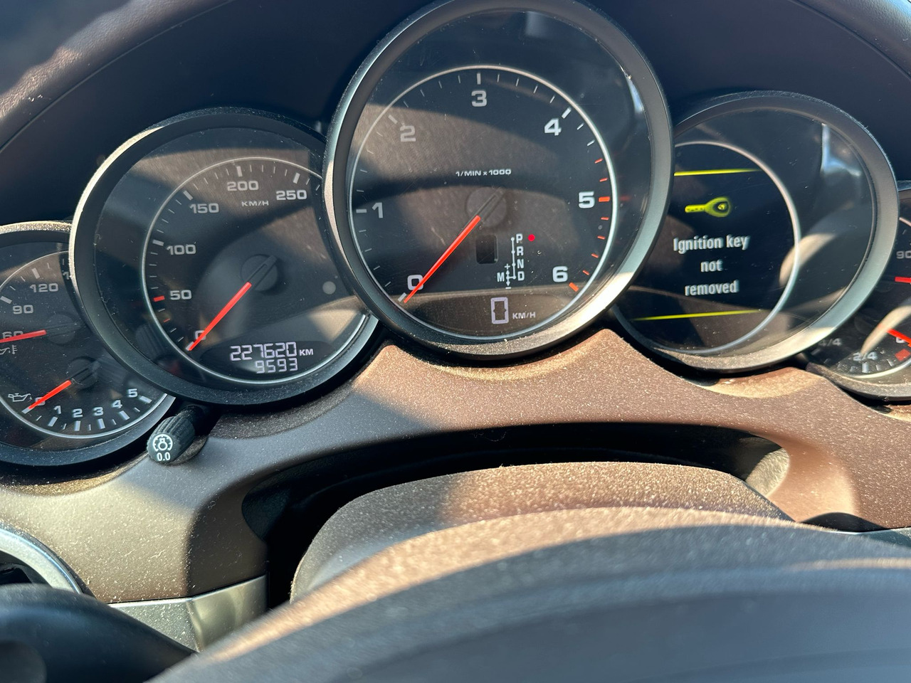 PORSCHE CAYENNE - SUV: φωτογραφία 4 PORSCHE CAYENNE - SUV: φωτογραφία 4