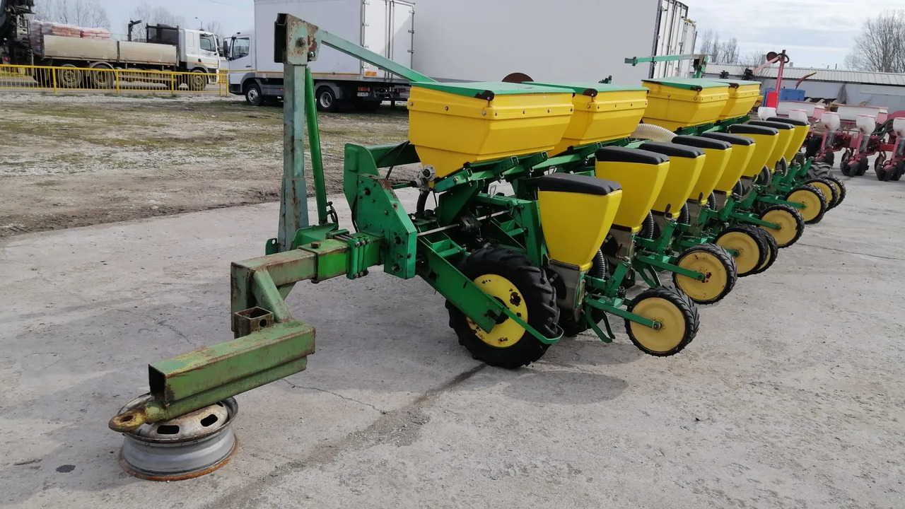 SFOGGIA GAMA PLUS 12/9m/12 Rows Seeding Machine - Σπαρτική μηχανή ακριβείας: φωτογραφία 4 SFOGGIA GAMA PLUS 12/9m/12 Rows Seeding Machine - Σπαρτική μηχανή ακριβείας: φωτογραφία 4