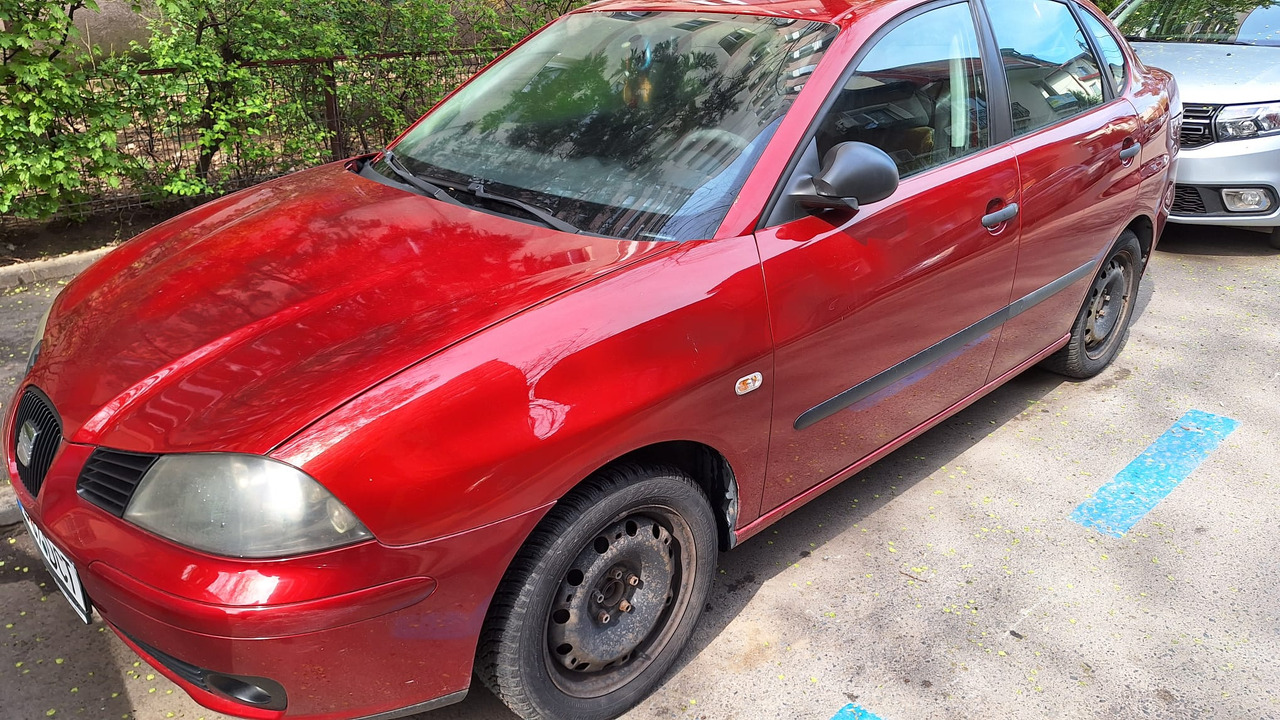 Seat Cordoba - Λιμουζίνα/ Sedan: φωτογραφία 1 Seat Cordoba - Λιμουζίνα/ Sedan: φωτογραφία 1