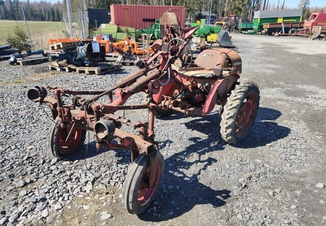 David Brown 2D TRAKTORI - HARVINAISUUS - Τρακτέρ: φωτογραφία 3 David Brown 2D TRAKTORI - HARVINAISUUS - Τρακτέρ: φωτογραφία 3