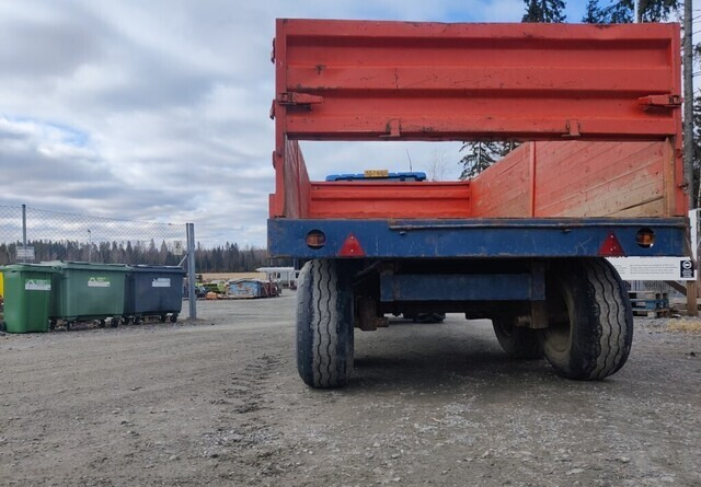 Eka Taso telikippikärry, katso video - Ανατρεπόμενη ρυμούλκα για τρακτέρ: φωτογραφία 5 Eka Taso telikippikärry, katso video - Ανατρεπόμενη ρυμούλκα για τρακτέρ: φωτογραφία 5