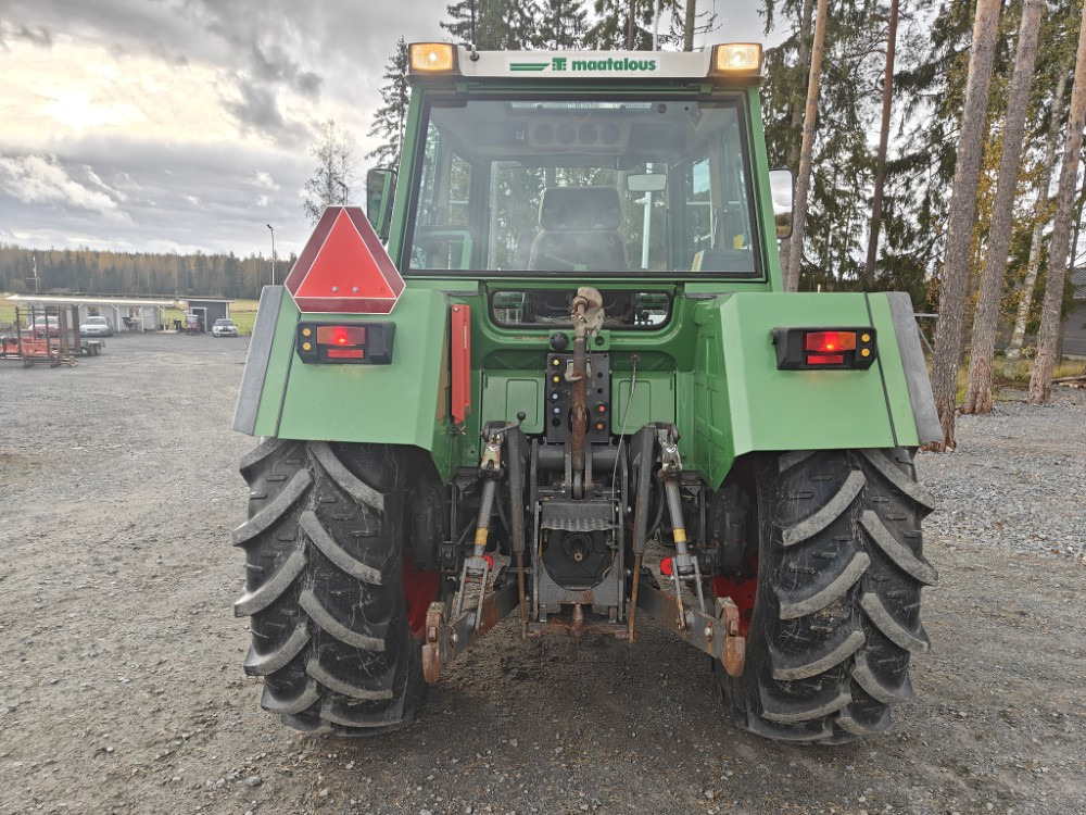 FENDT Farmer 312LSA Turbomatik - Τρακτέρ: φωτογραφία 3 FENDT Farmer 312LSA Turbomatik - Τρακτέρ: φωτογραφία 3