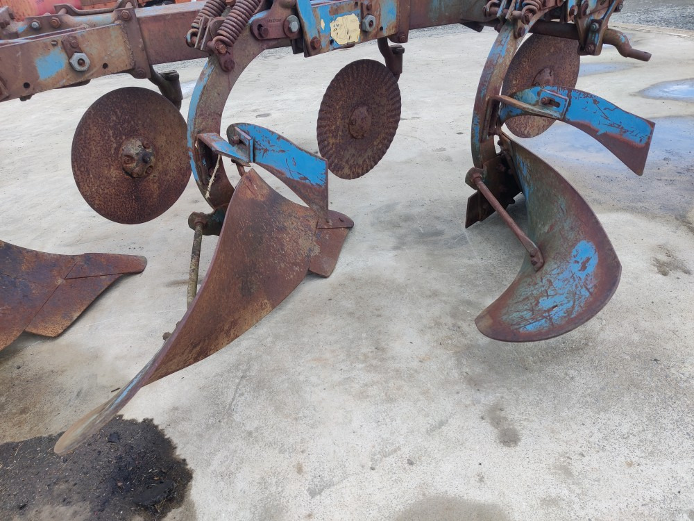 Fiskars KHN 4-siipinen - Άροτρο: φωτογραφία 2 Fiskars KHN 4-siipinen - Άροτρο: φωτογραφία 2