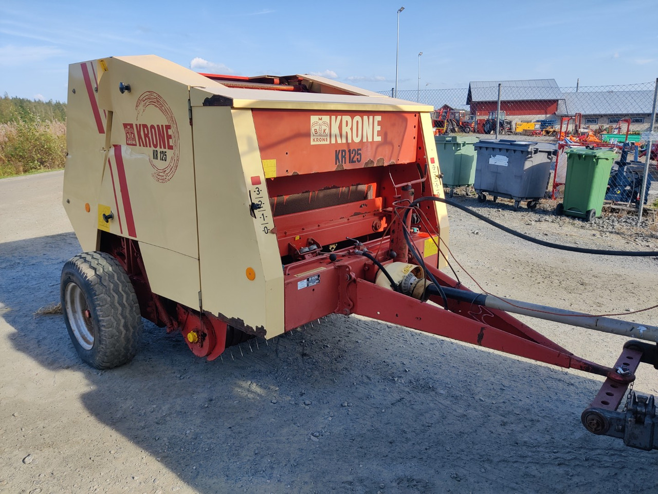 KRONE KR 125 - Χορτοδετική μηχανή στρόγγυλης μπάλας: φωτογραφία 1 KRONE KR 125 - Χορτοδετική μηχανή στρόγγυλης μπάλας: φωτογραφία 1