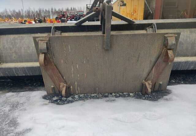 Lumilevy - Puskulevy 350cm - EURO ja 3pistekiinnitys - Εκχιονιστικό μαχαίρι για Γεωργικά μηχανήματα: φωτογραφία 5 Lumilevy - Puskulevy 350cm - EURO ja 3pistekiinnitys - Εκχιονιστικό μαχαίρι για Γεωργικά μηχανήματα: φωτογραφία 5