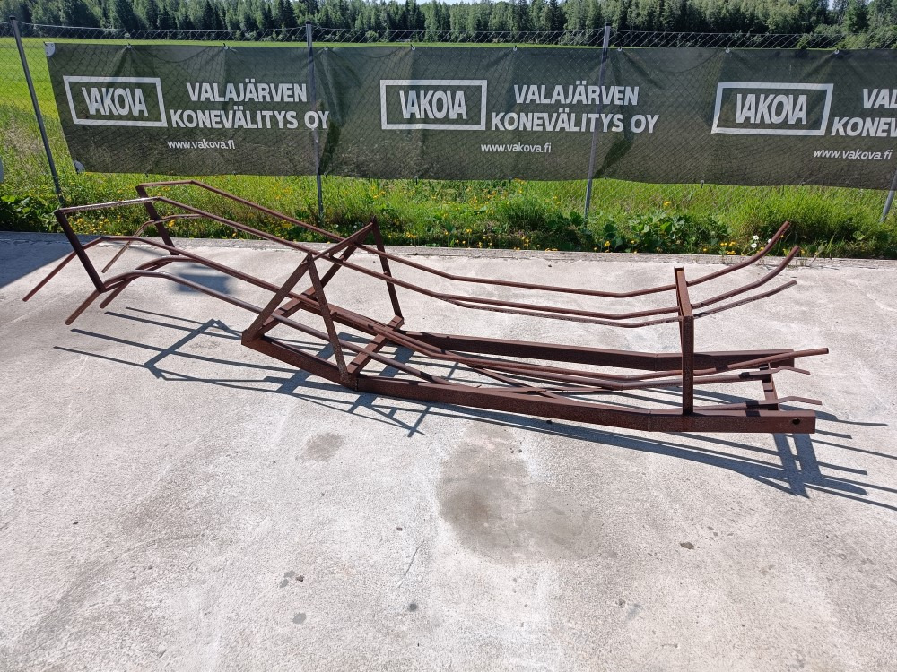 Paalirata John Deere 332 paalaimesta - Χορτοδετική μηχανή τετράγωνες μπάλες: φωτογραφία 1 Paalirata John Deere 332 paalaimesta - Χορτοδετική μηχανή τετράγωνες μπάλες: φωτογραφία 1