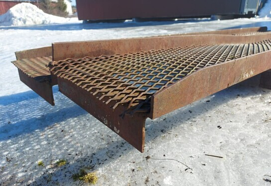 Rampit 2kpl - pituus 338 cm - Ράμπα φόρτωσης: φωτογραφία 2 Rampit 2kpl - pituus 338 cm - Ράμπα φόρτωσης: φωτογραφία 2