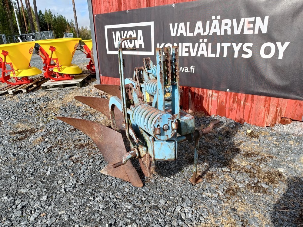 Sarka-aura Fiskars 3-siipinen Automaattilaukaisu, kiekkoleikkurit - Άροτρο: φωτογραφία 3 Sarka-aura Fiskars 3-siipinen Automaattilaukaisu, kiekkoleikkurit - Άροτρο: φωτογραφία 3