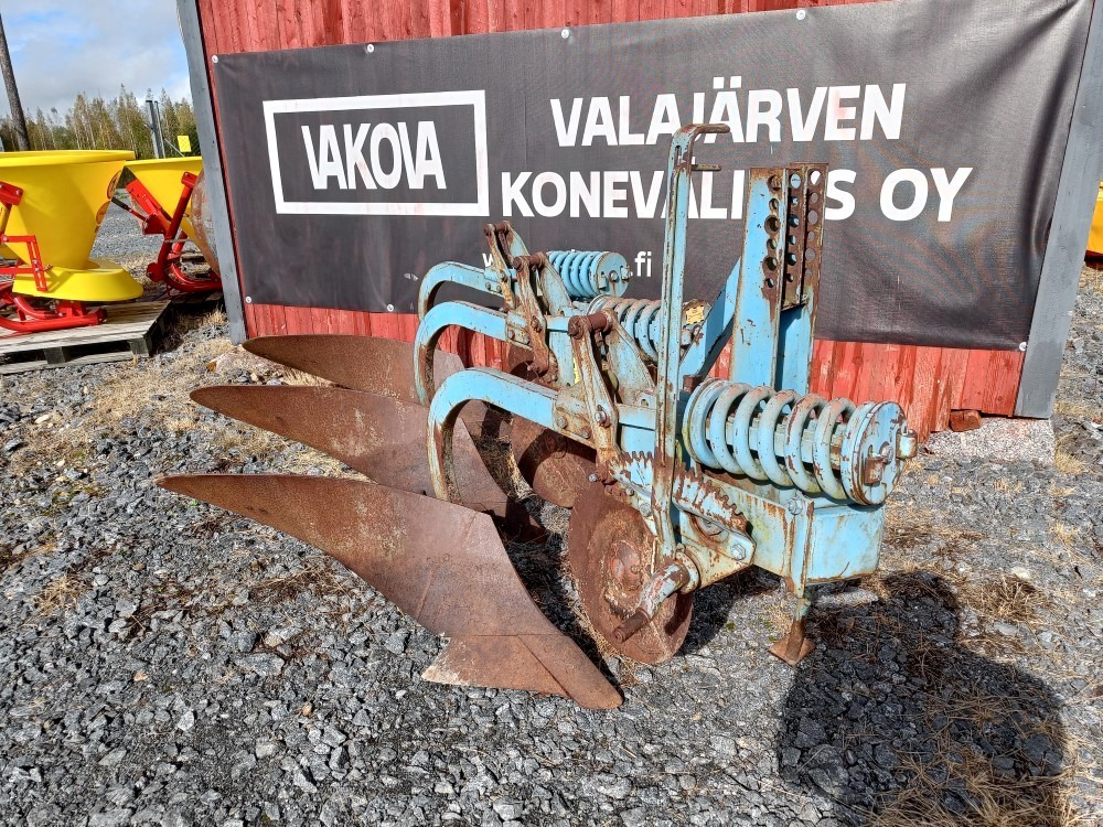 Sarka-aura Fiskars 3-siipinen Automaattilaukaisu, kiekkoleikkurit - Άροτρο: φωτογραφία 2 Sarka-aura Fiskars 3-siipinen Automaattilaukaisu, kiekkoleikkurit - Άροτρο: φωτογραφία 2