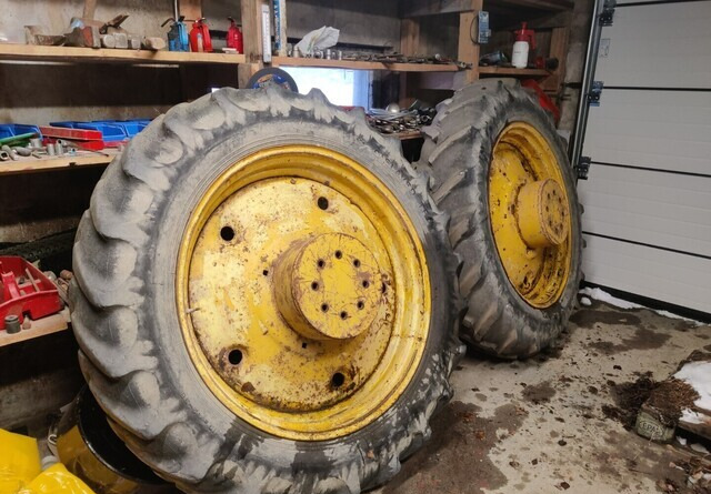 Traktorin renkaat 13.6/12x38 vanteilla - Ελαστικό για Τρακτέρ: φωτογραφία 3 Traktorin renkaat 13.6/12x38 vanteilla - Ελαστικό για Τρακτέρ: φωτογραφία 3