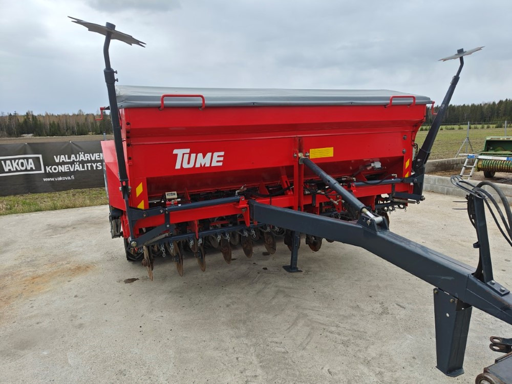 Tume HKL 3000 JC Pro Täyskiekkokone - Σπαρτική με σβάρνα: φωτογραφία 2 Tume HKL 3000 JC Pro Täyskiekkokone - Σπαρτική με σβάρνα: φωτογραφία 2