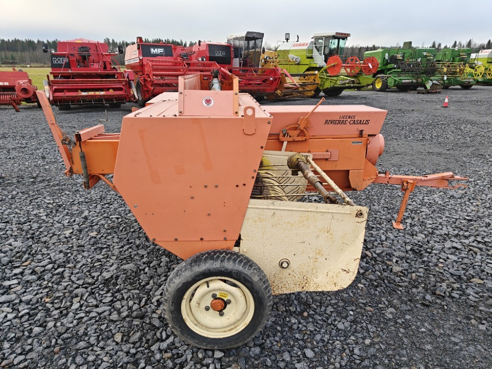 Wärtsilä Rivierra Casalis PHP150 - Χορτοδετική μηχανή τετράγωνες μπάλες: φωτογραφία 2 Wärtsilä Rivierra Casalis PHP150 - Χορτοδετική μηχανή τετράγωνες μπάλες: φωτογραφία 2