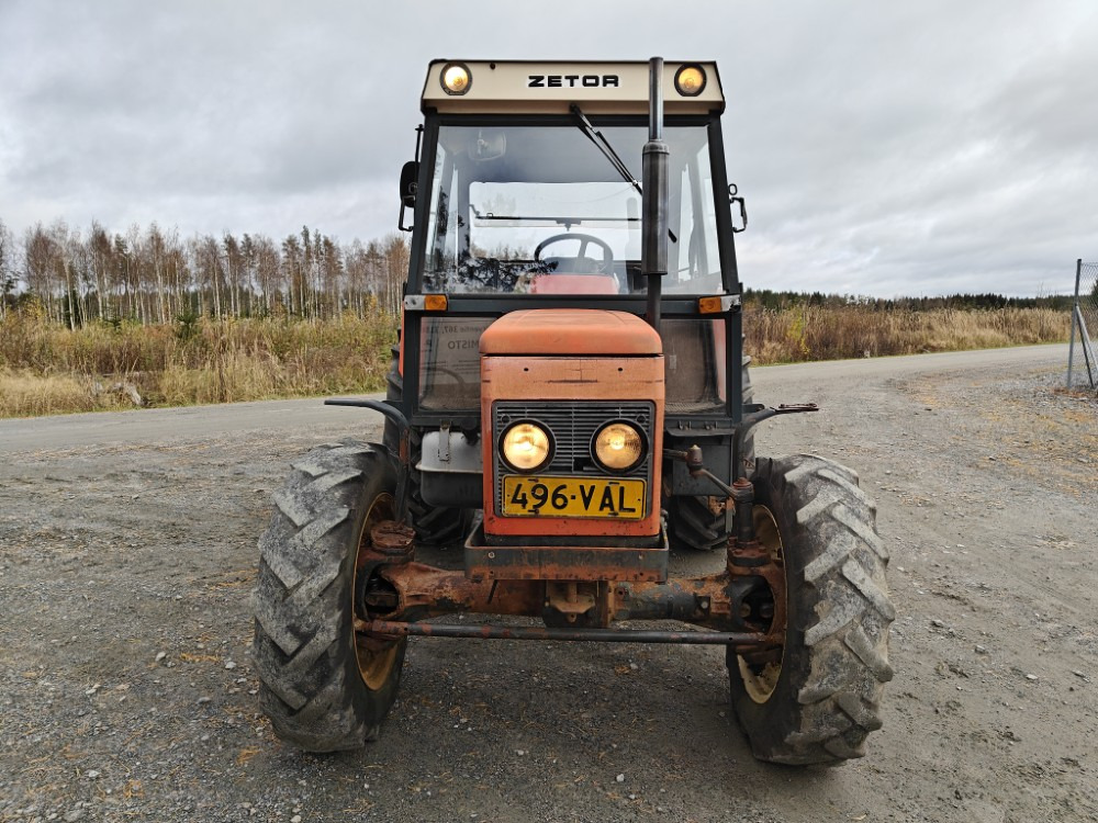 ZETOR 7245 - 4WD - Τρακτέρ: φωτογραφία 5 ZETOR 7245 - 4WD - Τρακτέρ: φωτογραφία 5