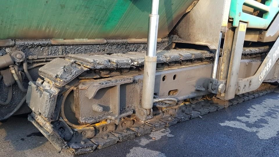 VÖGELE SUPER 1900-2 - Διαστρωτήρας ασφάλτου: φωτογραφία 4 VÖGELE SUPER 1900-2 - Διαστρωτήρας ασφάλτου: φωτογραφία 4