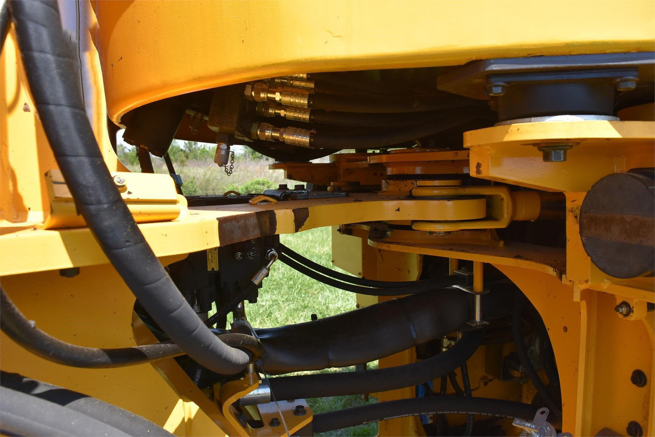 Volvo L90H - Ελαστιχοφόρος φορτωτής: φωτογραφία 5 Volvo L90H - Ελαστιχοφόρος φορτωτής: φωτογραφία 5