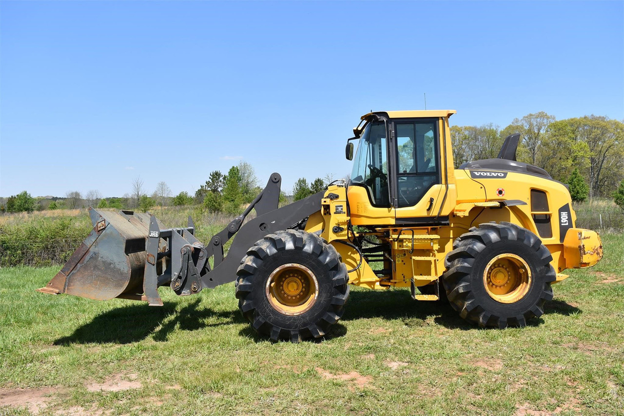 Volvo L90H - Ελαστιχοφόρος φορτωτής: φωτογραφία 2 Volvo L90H - Ελαστιχοφόρος φορτωτής: φωτογραφία 2