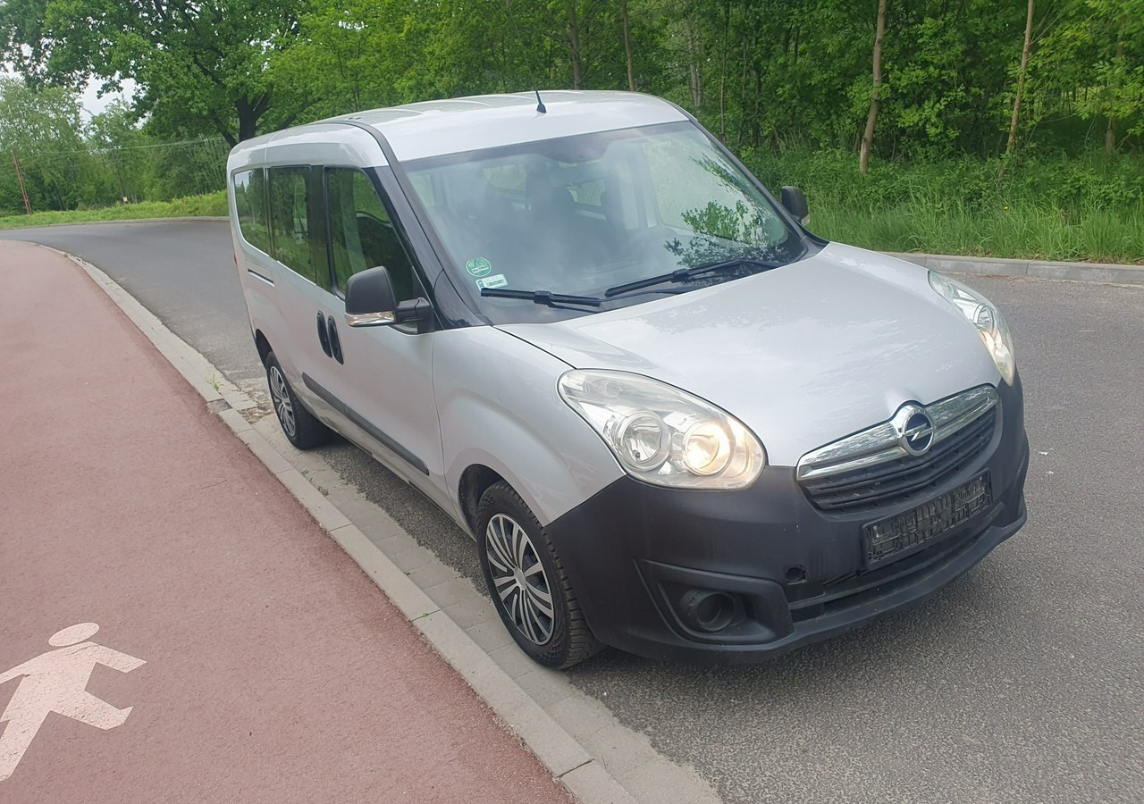 Fiat Doblo long*combo *doblo* krajówka *fv vat 23%* - Αυτοκίνητο: φωτογραφία 3 Fiat Doblo long*combo *doblo* krajówka *fv vat 23%* - Αυτοκίνητο: φωτογραφία 3