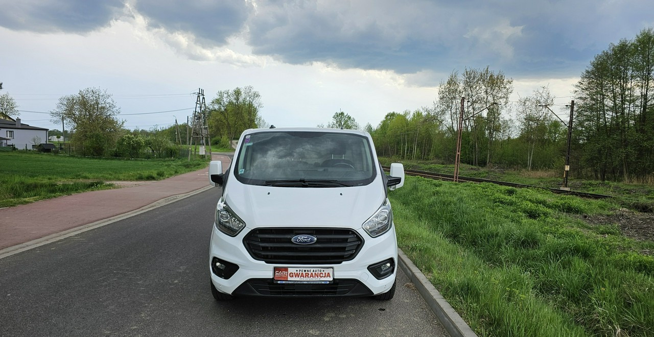 Ford Transit Transit Custom Ford Transit Custom long bardzo ładny egzemplarz - Βαν: φωτογραφία 3 Ford Transit Transit Custom Ford Transit Custom long bardzo ładny egzemplarz - Βαν: φωτογραφία 3
