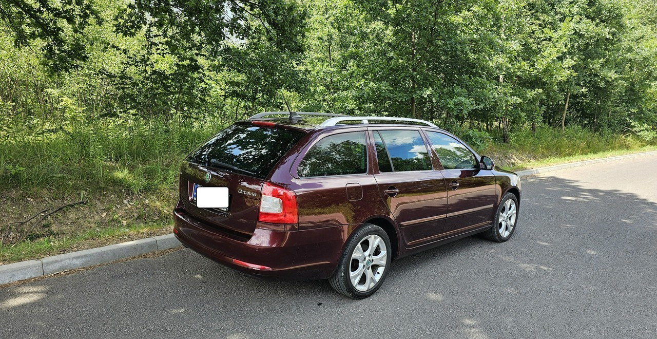 Skoda Octavia II bogate wyposażenie *niski przebieg*FV vat 23%* - Αυτοκίνητο: φωτογραφία 4 Skoda Octavia II bogate wyposażenie *niski przebieg*FV vat 23%* - Αυτοκίνητο: φωτογραφία 4