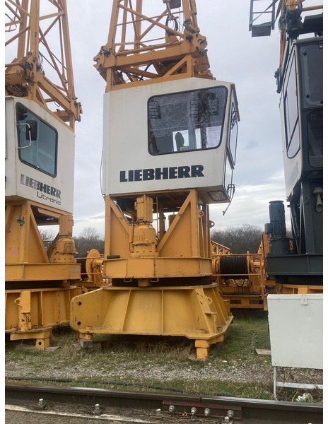 Liebherr 180EC-H10/185 45m jib 1995yom - Πυργογερανός: φωτογραφία 1 Liebherr 180EC-H10/185 45m jib 1995yom - Πυργογερανός: φωτογραφία 1