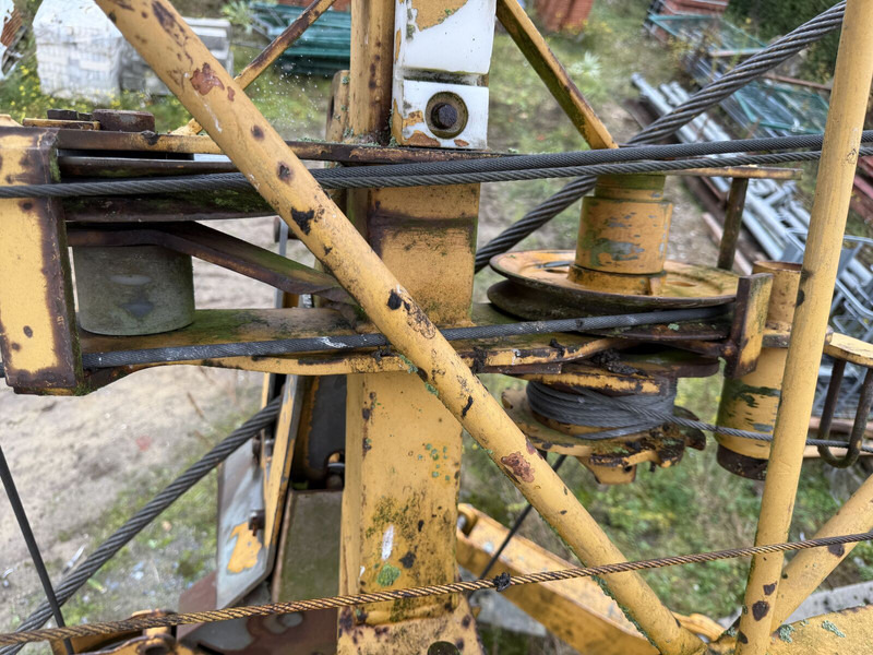 Liebherr 35K 1994yom, 36m jib - Πυργογερανός: φωτογραφία 4 Liebherr 35K 1994yom, 36m jib - Πυργογερανός: φωτογραφία 4