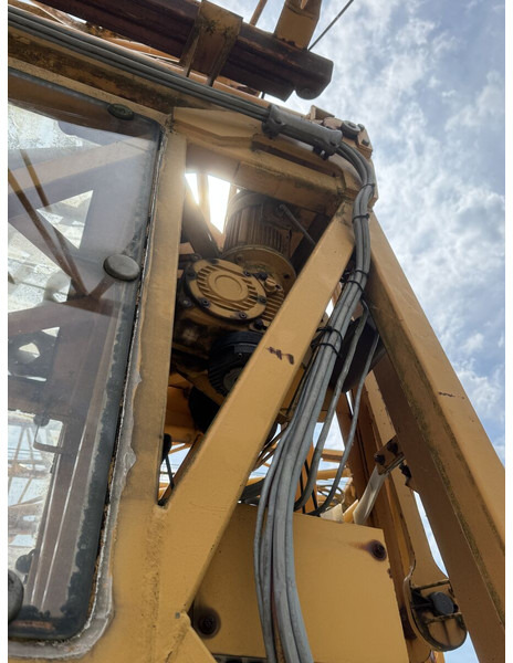 Liebherr 50K, 35m jib - Αυτοανεγειρόμενος γερανός: φωτογραφία 4 Liebherr 50K, 35m jib - Αυτοανεγειρόμενος γερανός: φωτογραφία 4