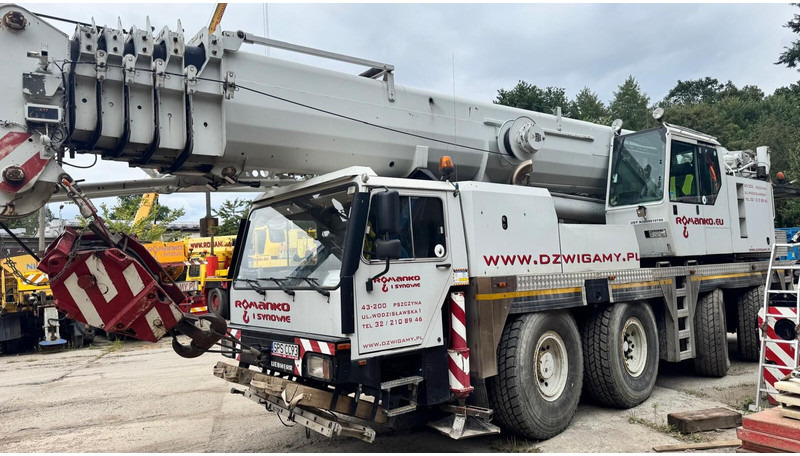 Liebherr LTM 1090/2 52m + 19m - Γερανός παντός εδάφους: φωτογραφία 4 Liebherr LTM 1090/2 52m + 19m - Γερανός παντός εδάφους: φωτογραφία 4