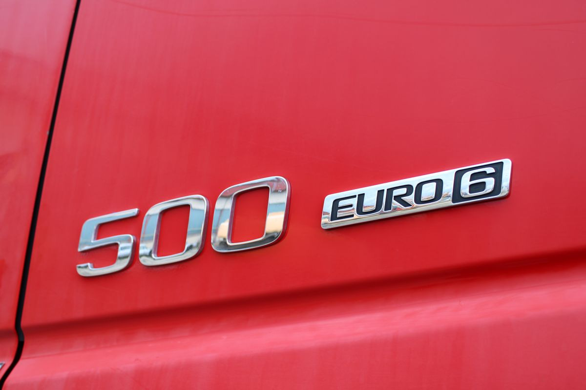 Volvo FH500 - Τράκτορας: φωτογραφία 5 Volvo FH500 - Τράκτορας: φωτογραφία 5