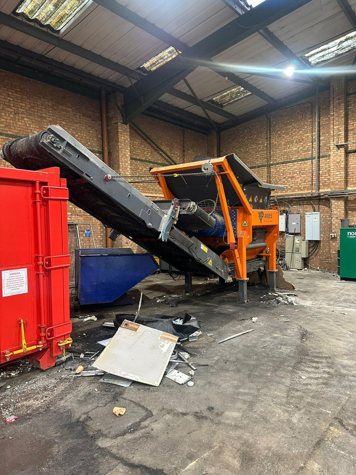 Arjes 250 E-PU Power Unit - Βιομηχανικός τεμαχιστής: φωτογραφία 2 Arjes 250 E-PU Power Unit - Βιομηχανικός τεμαχιστής: φωτογραφία 2