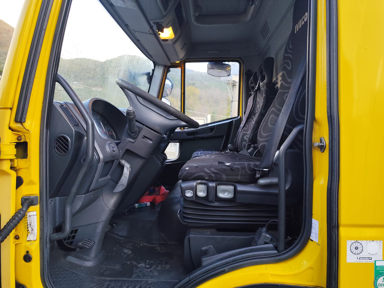 IVECO EUROCARGO 120E28P - Φορτηγό σασί: φωτογραφία 4 IVECO EUROCARGO 120E28P - Φορτηγό σασί: φωτογραφία 4