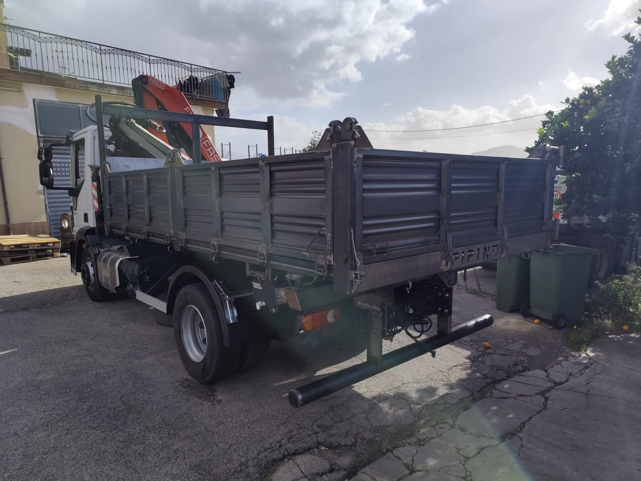 IVECO EUROCARGO 140-250 - Φορτηγό με γερανό: φωτογραφία 4 IVECO EUROCARGO 140-250 - Φορτηγό με γερανό: φωτογραφία 4