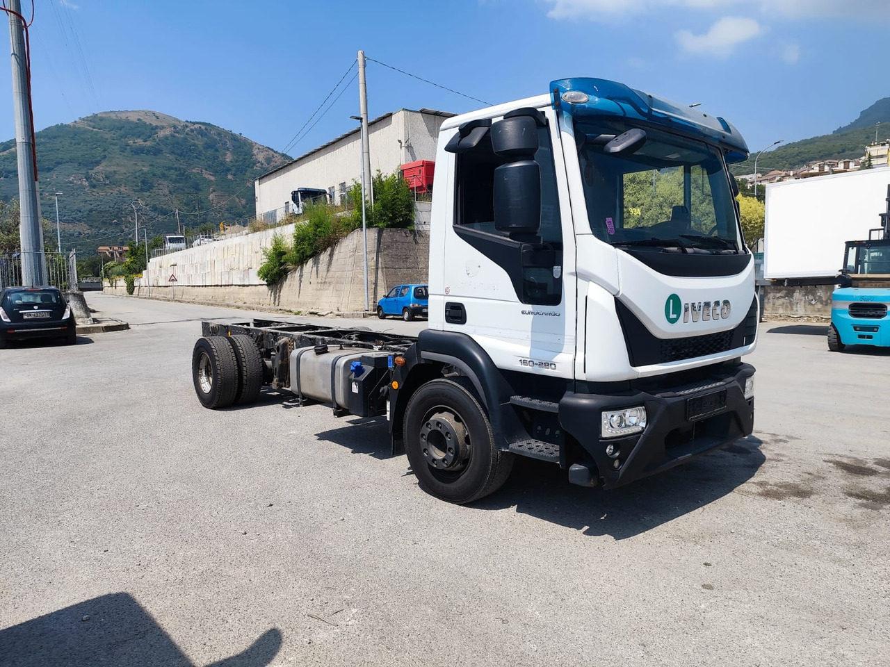IVECO EUROCARGO 160-280 - Φορτηγό κόφα, Φορτηγό με γερανό: φωτογραφία 1 IVECO EUROCARGO 160-280 - Φορτηγό κόφα, Φορτηγό με γερανό: φωτογραφία 1