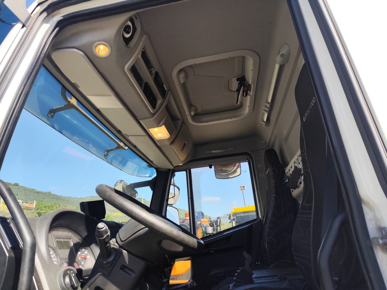 IVECO EUROCARGO 160-280 - Φορτηγό ανατρεπόμενο, Φορτηγό με γερανό: φωτογραφία 3 IVECO EUROCARGO 160-280 - Φορτηγό ανατρεπόμενο, Φορτηγό με γερανό: φωτογραφία 3