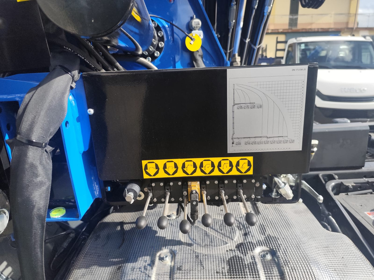 Φορτηγό με γερανό, Φορτηγό με γερανό IVECO EUROCARGO 180-250: φωτογραφία 6