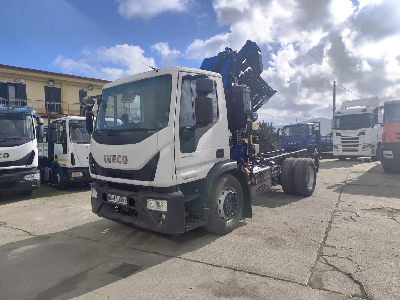 Φορτηγό με γερανό, Φορτηγό με γερανό IVECO EUROCARGO 180-250: φωτογραφία 9