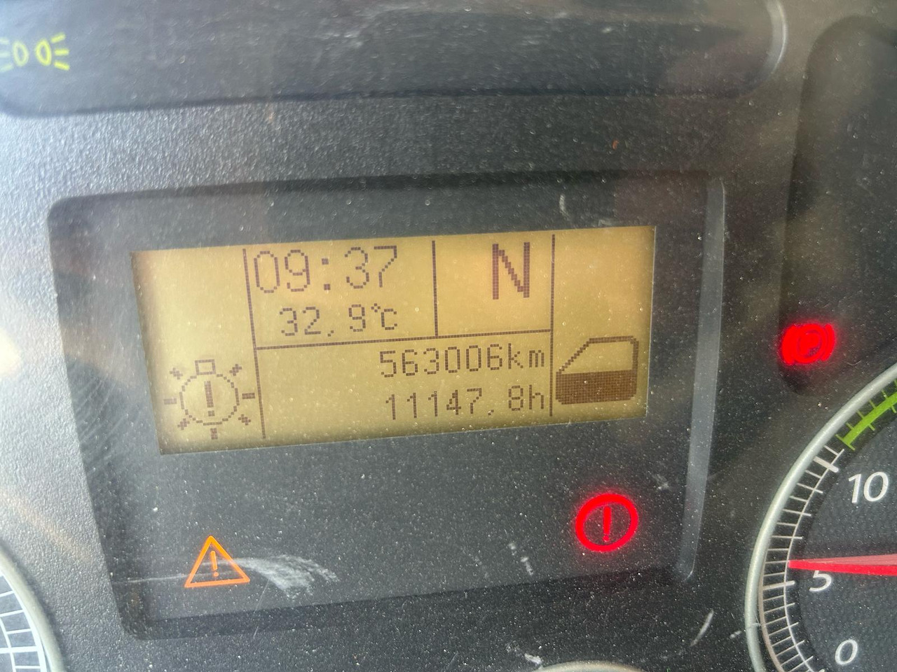 IVECO EUROCARGO 180E30 - Φορτηγό με ανοιχτή καρότσα: φωτογραφία 2 IVECO EUROCARGO 180E30 - Φορτηγό με ανοιχτή καρότσα: φωτογραφία 2