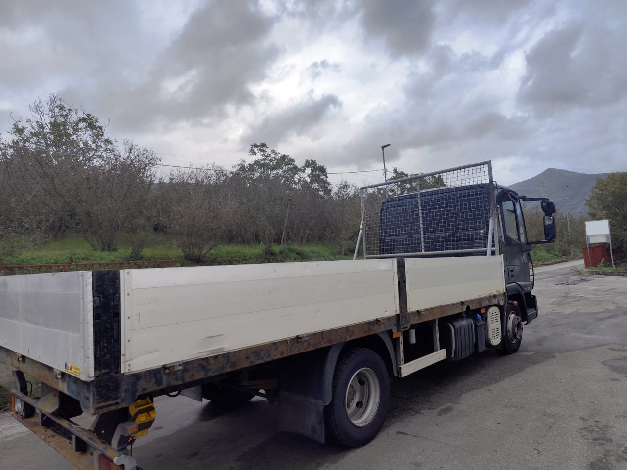IVECO EUROCARGO 80E18 - Φορτηγό με ανοιχτή καρότσα, Φορτηγό ανατρεπόμενο: φωτογραφία 2 IVECO EUROCARGO 80E18 - Φορτηγό με ανοιχτή καρότσα, Φορτηγό ανατρεπόμενο: φωτογραφία 2