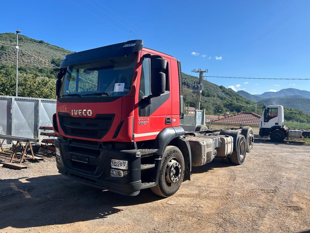 IVECO STRALIS 260S40 - Φορτηγό σασί: φωτογραφία 1 IVECO STRALIS 260S40 - Φορτηγό σασί: φωτογραφία 1