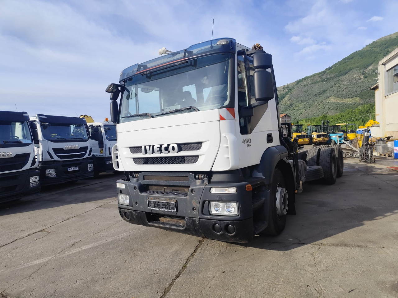IVECO STRALIS 260S45 - Φορτηγό με γερανό: φωτογραφία 2 IVECO STRALIS 260S45 - Φορτηγό με γερανό: φωτογραφία 2