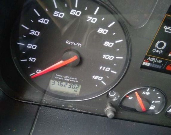 Φορτηγό σασί IVECO STRALIS AD 260S31 XP: φωτογραφία 9 Φορτηγό σασί IVECO STRALIS AD 260S31 XP: φωτογραφία 9