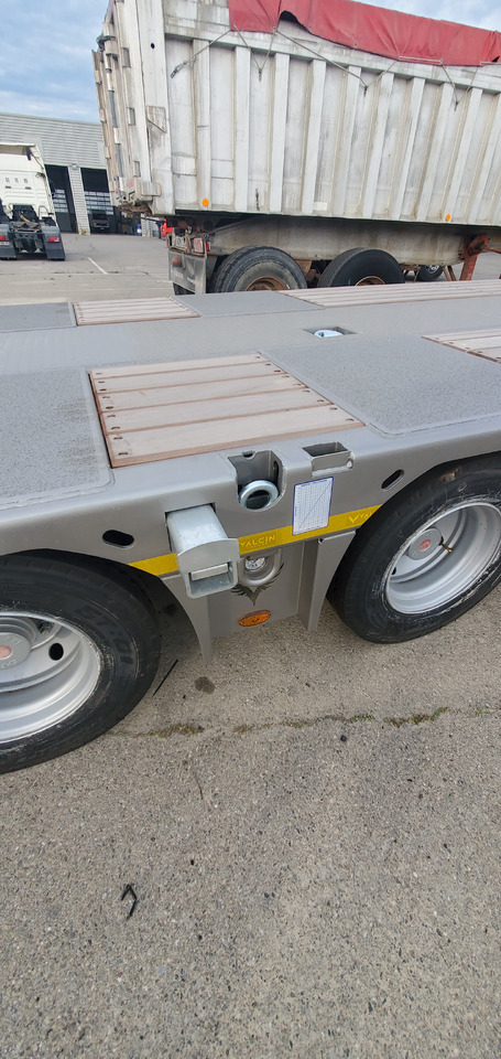 Νέα Επικαθήμενο με χαμηλό δάπεδο για τη μεταφορά βαρέως εξοπλισμού YALCIN 3 ESSIEUX STD: φωτογραφία 9 Νέα Επικαθήμενο με χαμηλό δάπεδο για τη μεταφορά βαρέως εξοπλισμού YALCIN 3 ESSIEUX STD: φωτογραφία 9