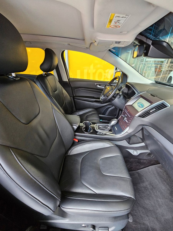 Ford Edge Titanium 4x4 AHK ACC SchiebeDach Navi LED - SUV: φωτογραφία 5 Ford Edge Titanium 4x4 AHK ACC SchiebeDach Navi LED - SUV: φωτογραφία 5