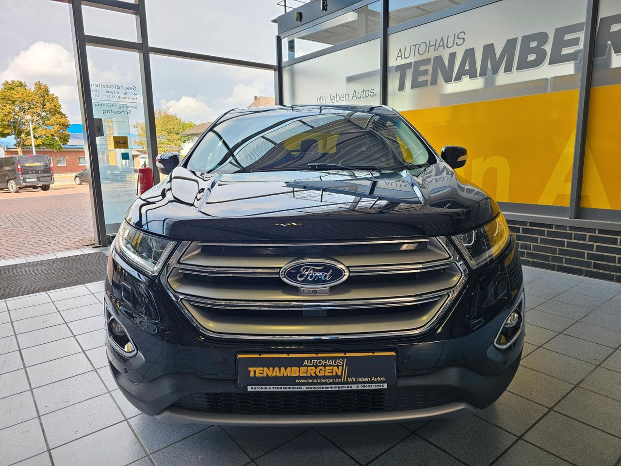 Ford Edge Titanium 4x4 AHK ACC SchiebeDach Navi LED - SUV: φωτογραφία 4 Ford Edge Titanium 4x4 AHK ACC SchiebeDach Navi LED - SUV: φωτογραφία 4