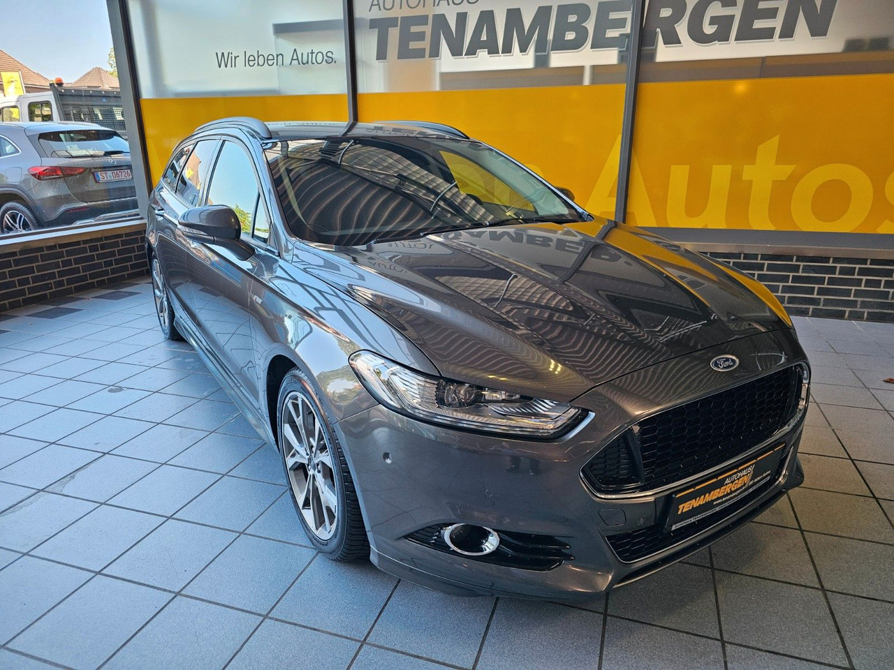 Ford Mondeo Turnier ST-Line LED Scheinwerfer - Αυτοκίνητο: φωτογραφία 2 Ford Mondeo Turnier ST-Line LED Scheinwerfer - Αυτοκίνητο: φωτογραφία 2