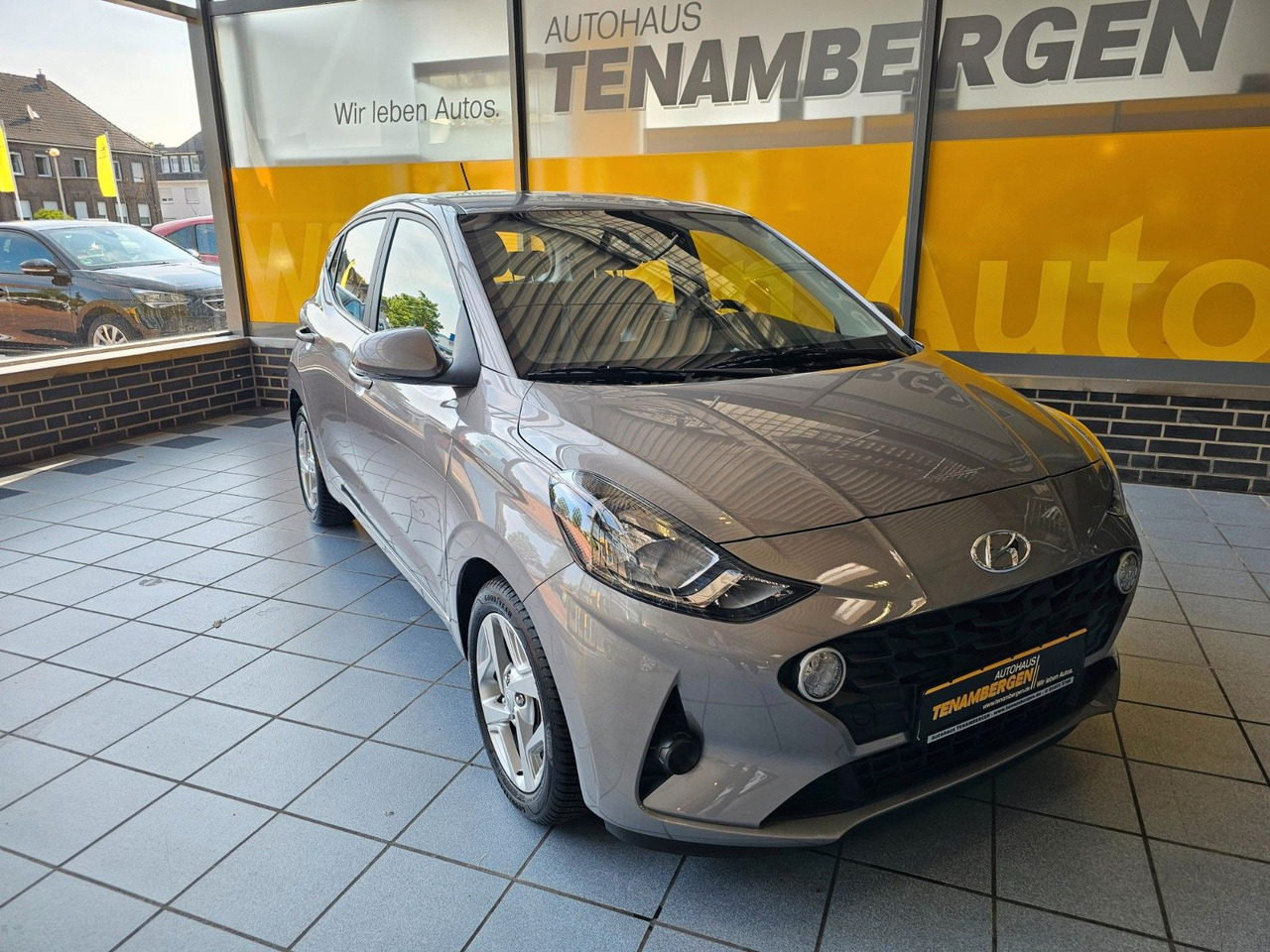 Hyundai i10 Trend AUTOMATIK SHZ PDC LenkrHzg DAB Spurhal - Αυτοκίνητο: φωτογραφία 2 Hyundai i10 Trend AUTOMATIK SHZ PDC LenkrHzg DAB Spurhal - Αυτοκίνητο: φωτογραφία 2