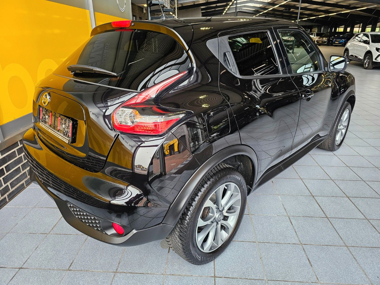 Nissan Juke 1.2 DIG-T 360 / Navi / Ganzjahresreifen - SUV: φωτογραφία 4 Nissan Juke 1.2 DIG-T 360 / Navi / Ganzjahresreifen - SUV: φωτογραφία 4