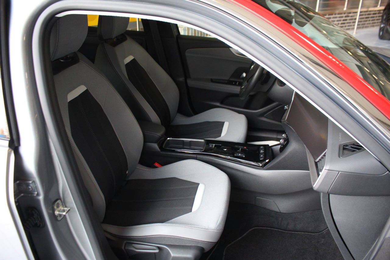 SUV Opel Mokka 1.2 Aut. Elegance 180°Kamera LED CarPlay: φωτογραφία 9