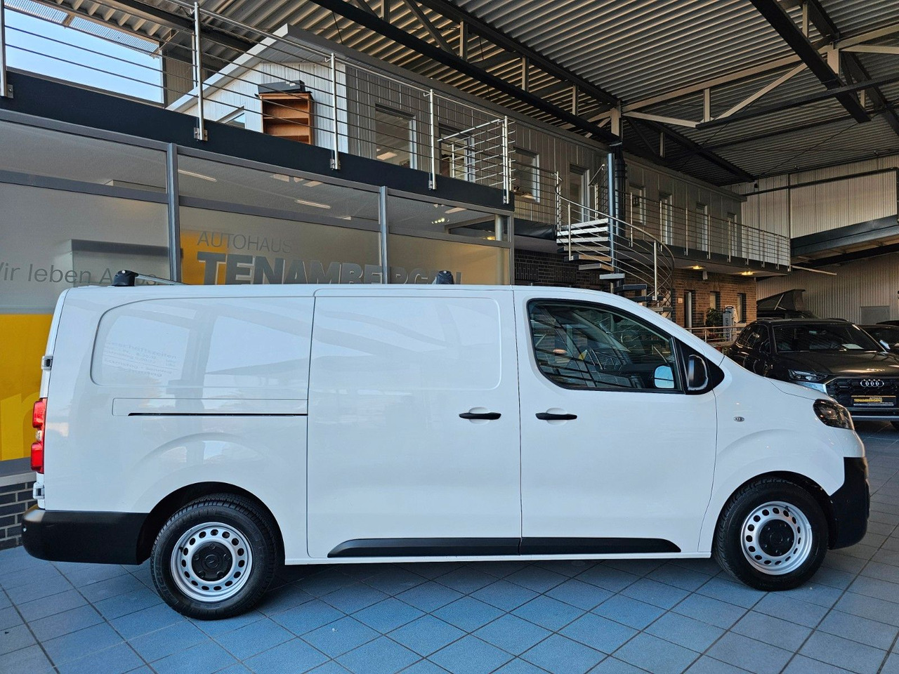 Opel Vivaro Kasten Edition L Sortimo 180°Kamera DAB - Μικρό βαν: φωτογραφία 3 Opel Vivaro Kasten Edition L Sortimo 180°Kamera DAB - Μικρό βαν: φωτογραφία 3